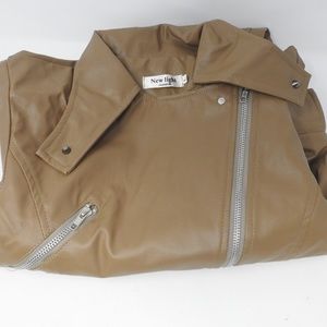 New Light Fashion Tan Leather Jacket Zipper NWOT